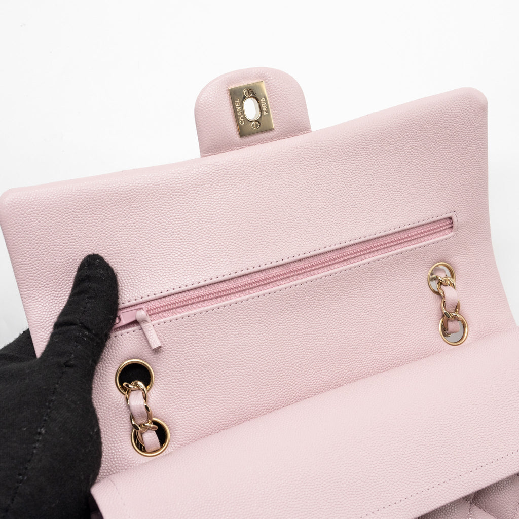 chanel-21s-medium-classic-double-flap-bag-caviar-light-pink-lgwh-copy-1