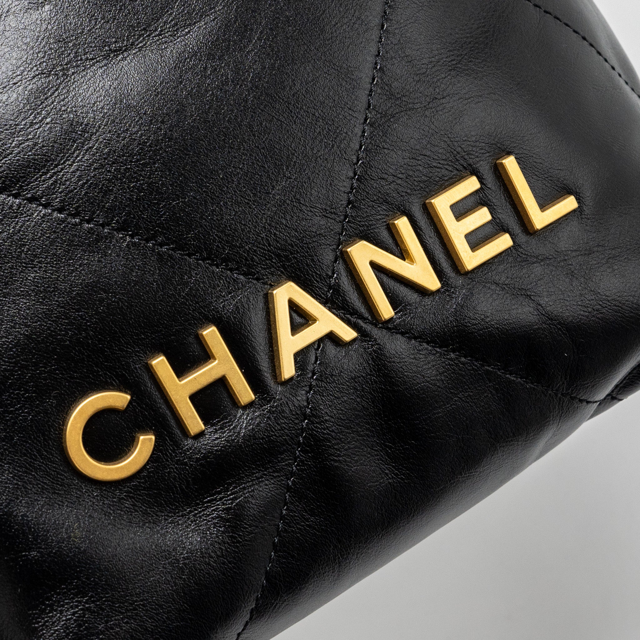 chanel-mini-22-bag-shiny-calfskin-black-ghw-microchip-3