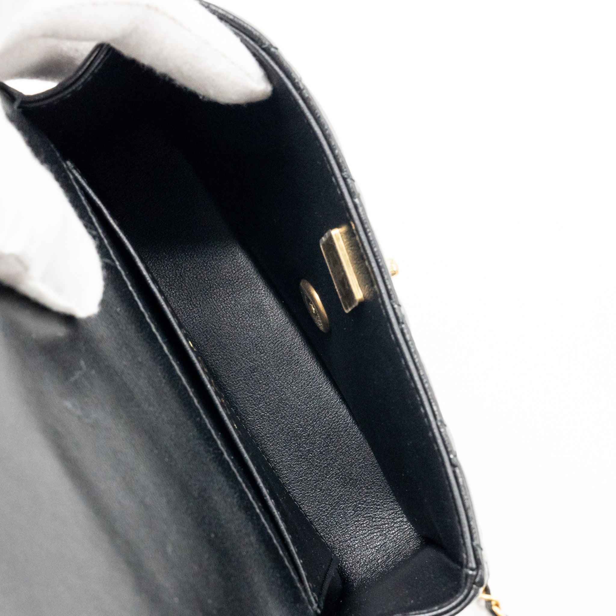 chanel-24p-pearl-chain-mini-flap-bag-lambskin-black-ghw-microchip-copy