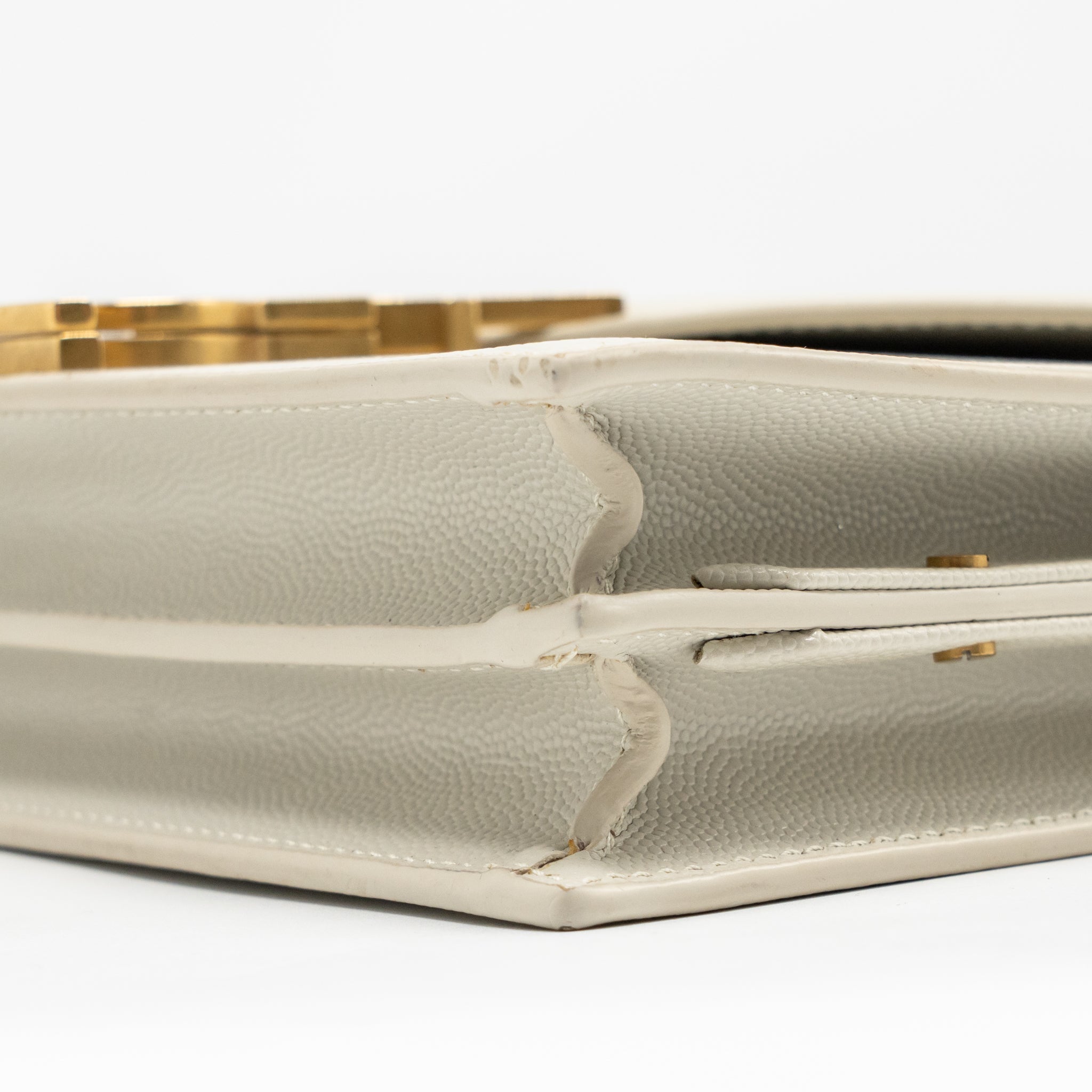 saint-laurent-ysl-cassandra-chain-wallet-grained-calfskin-creamy-white-ghw