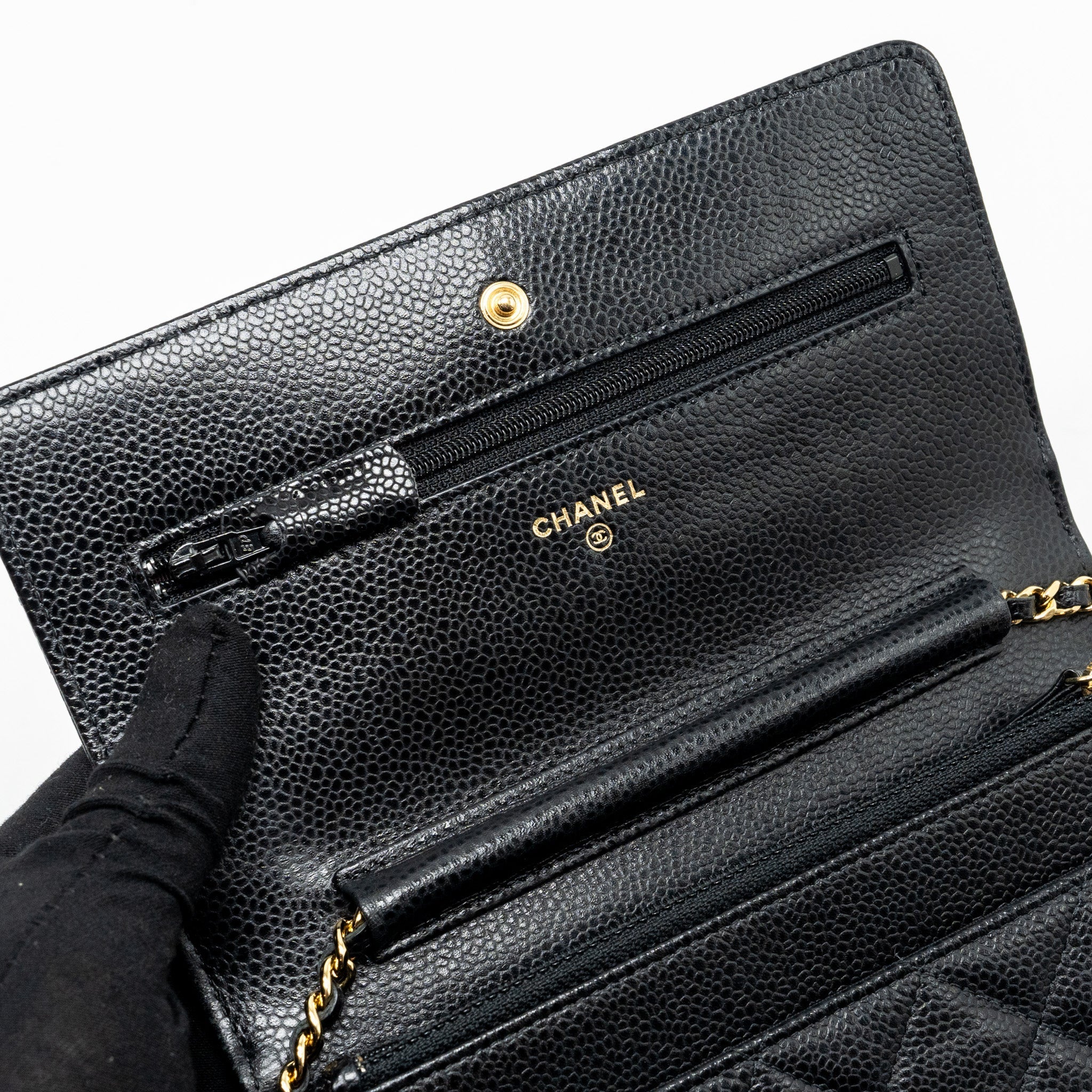 chanel-classic-wallet-on-chain-caviar-black-ghw-copy