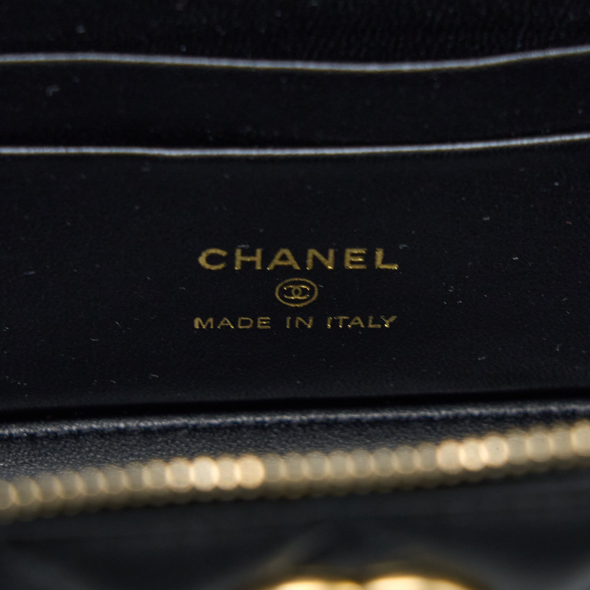 chanel-leather-chain-top-handle-long-vanity-lambskin-black-ghw