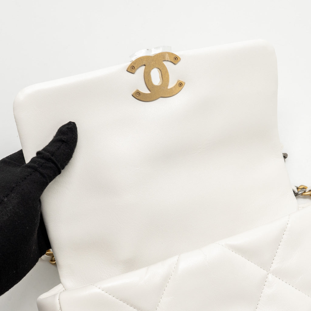 chanel-small-19-bag-lambskin-white-multicolour-hardware-copy-1