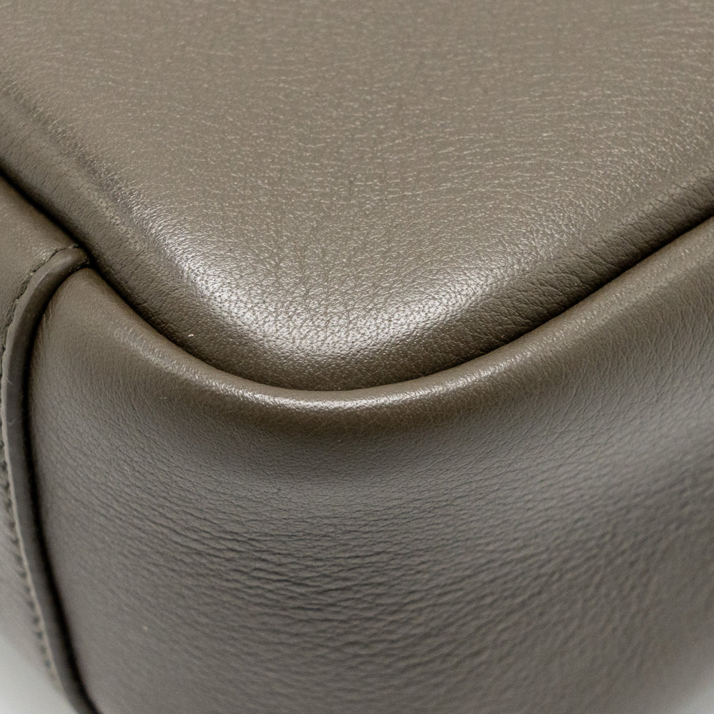 saint-laurent-small-le-5-a-7-supple-bag-calfskin-light-musk-ghw