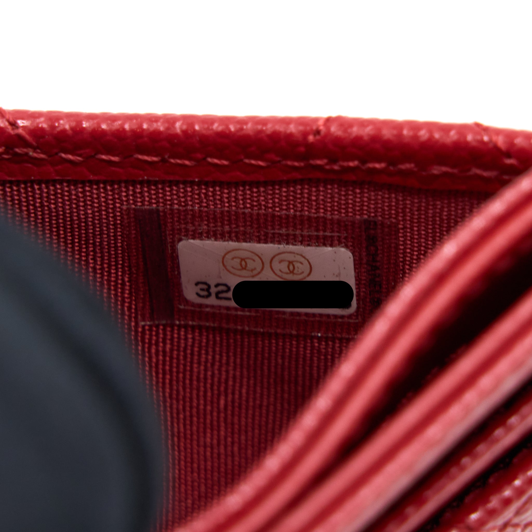 chanel-classic-card-holder-caviar-red-with-shw