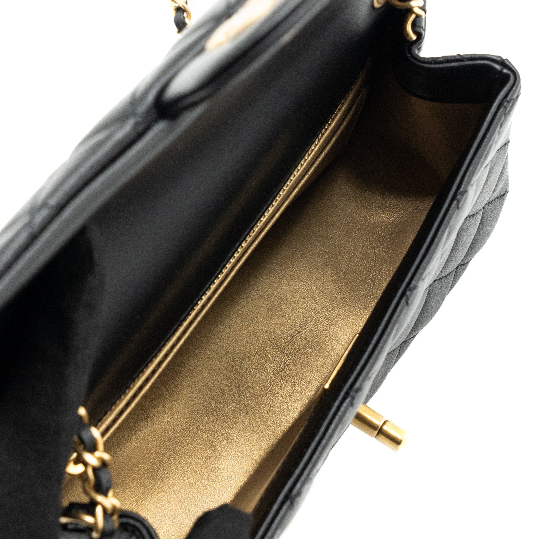 chanel-23k-pearl-crush-mini-rectangular-flap-bag-lambskin-black-brushed-ghwmicrochip