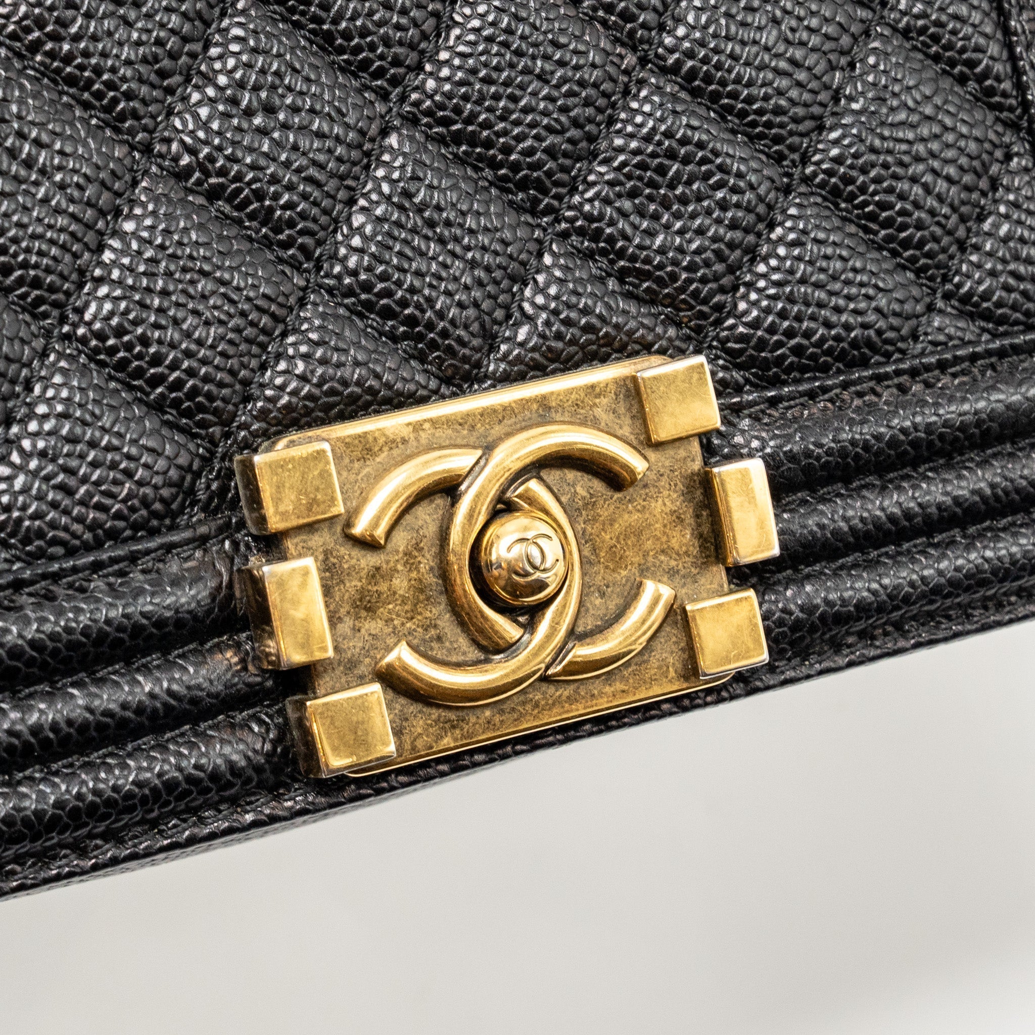 chanel-small-boy-bag-grained-calfskin-black-ghw