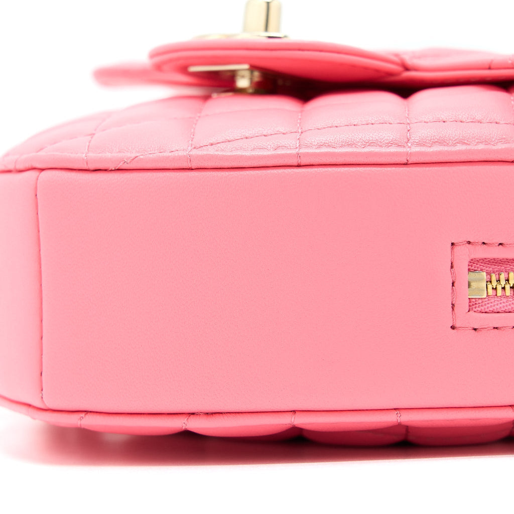chanel-22s-heart-bag-lambskin-pink-lghw-microchip
