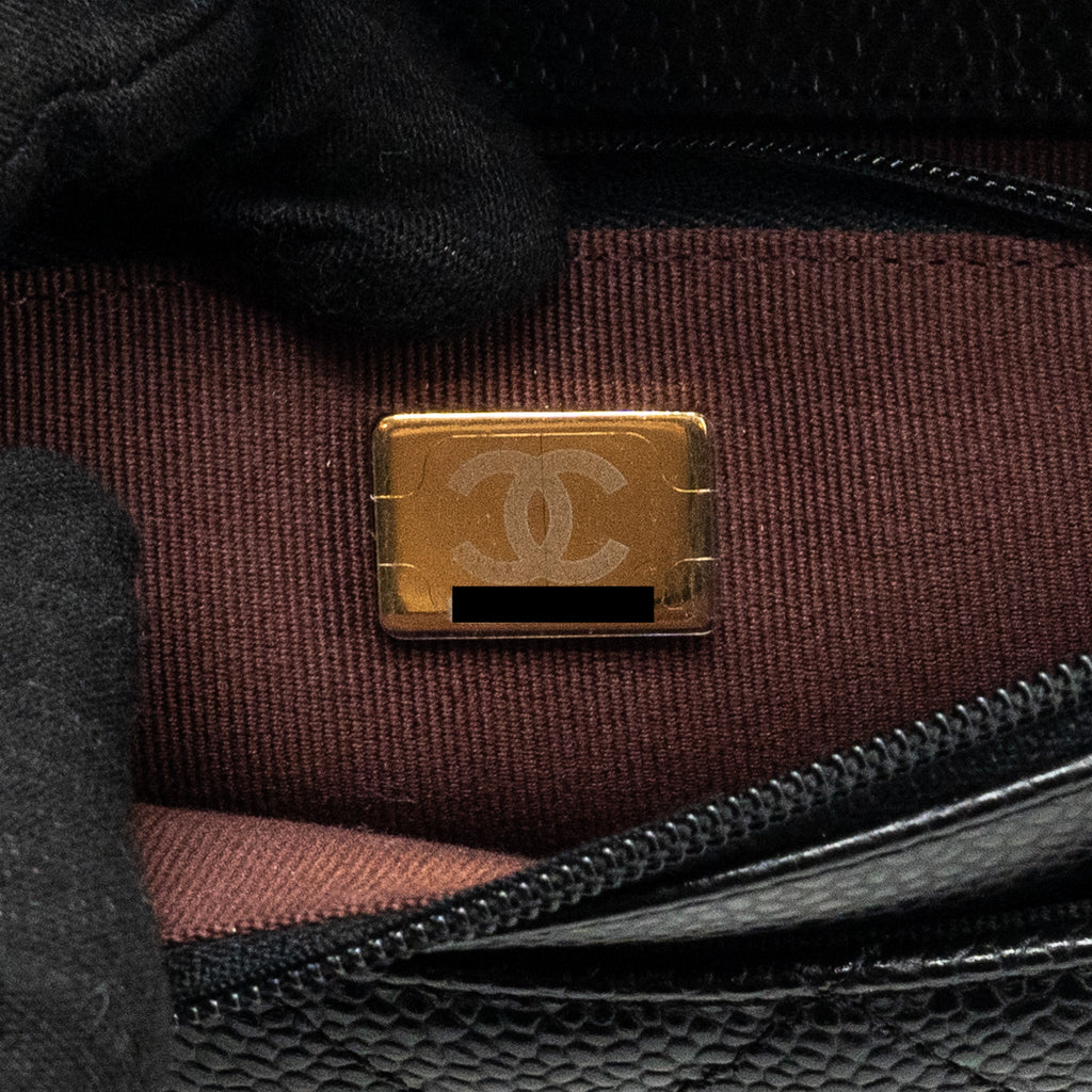 chanel-classic-wallet-on-chain-caviar-black-ghw-microchip-23