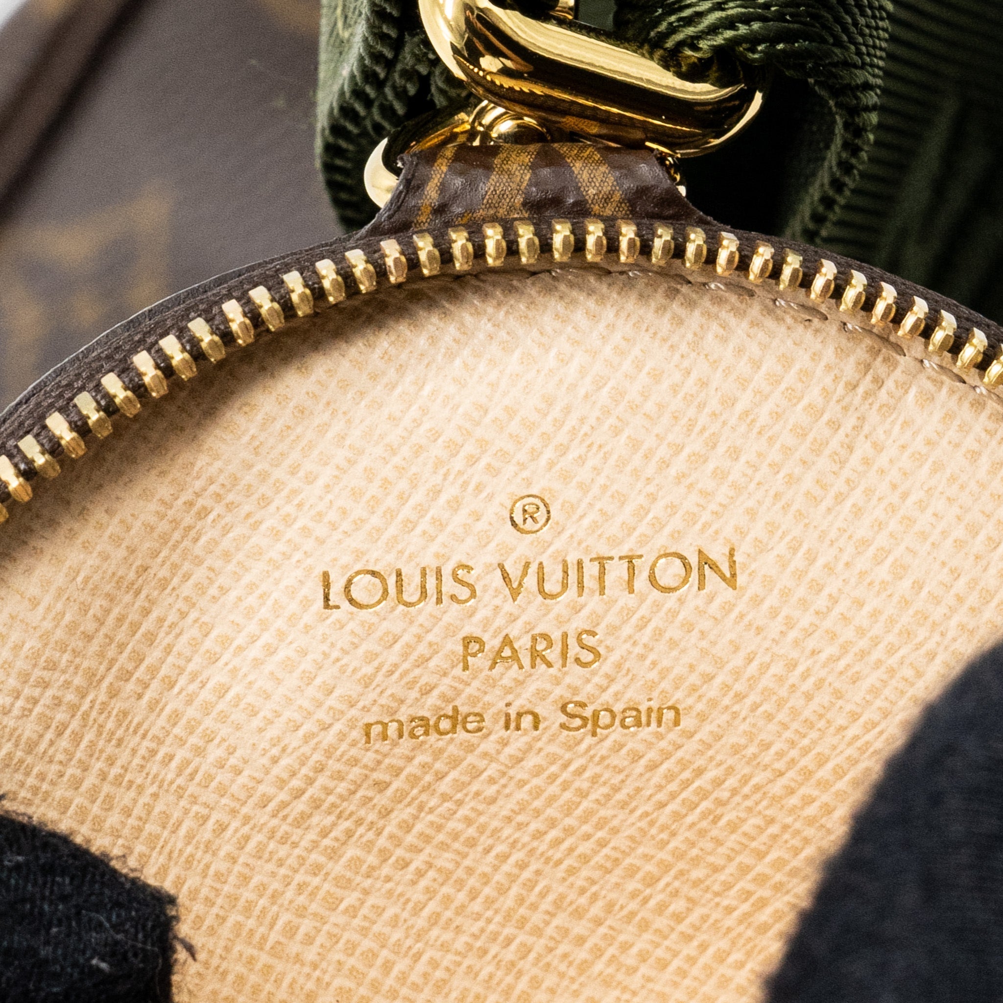 louis-vuitton-multi-pochette-monogram-canvas-with-khaki-strap