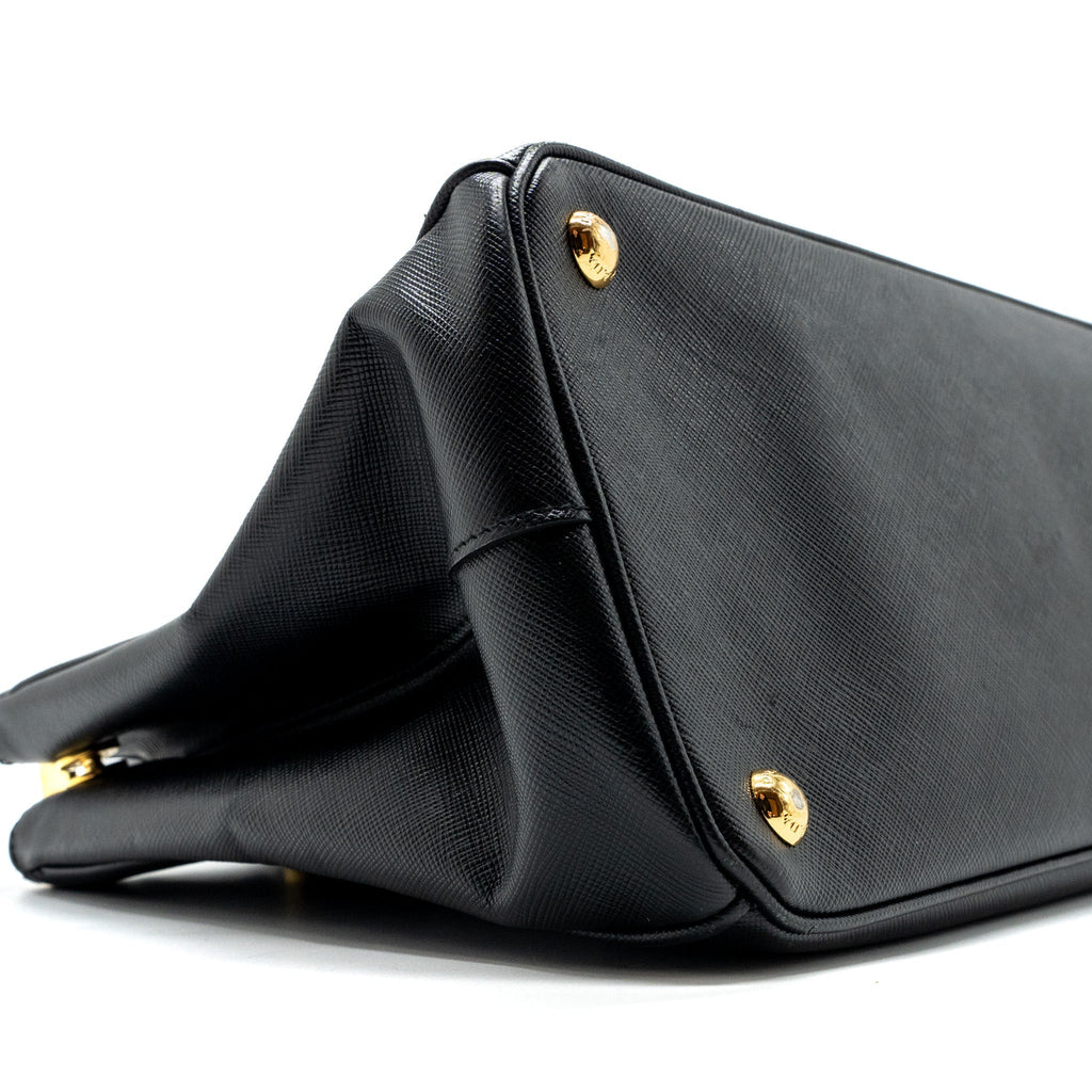 prada-galleria-saffiano-tote-bag-calfskin-black-ghw