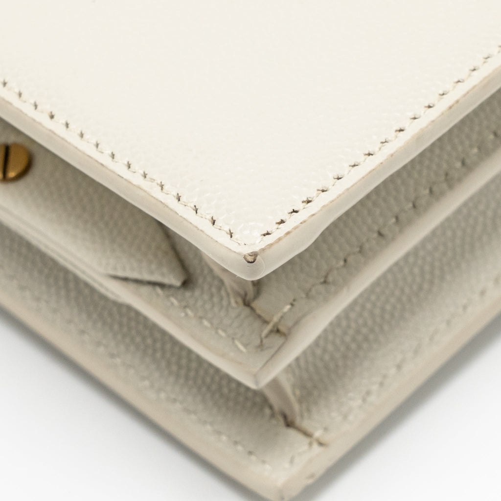 saint-laurent-ysl-cassandra-chain-wallet-grained-calfskin-creamy-white-ghw