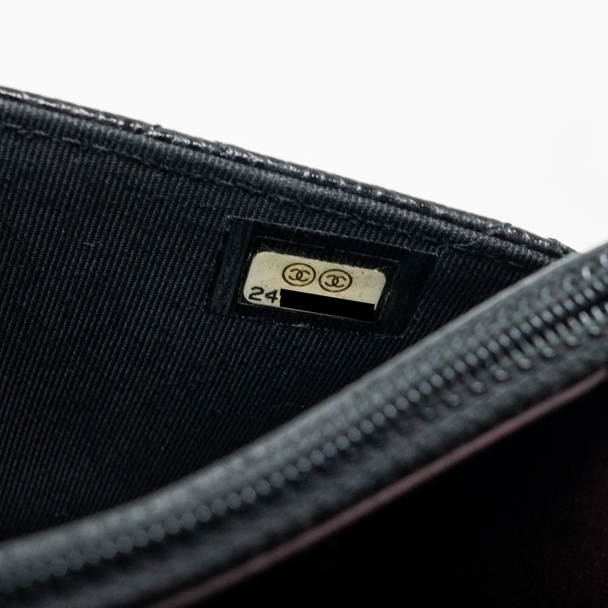 chanel-classic-wallet-on-chain-caviar-black-ghw-copy