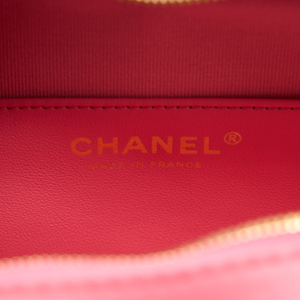chanel-22s-heart-bag-lambskin-pink-lghw-microchip