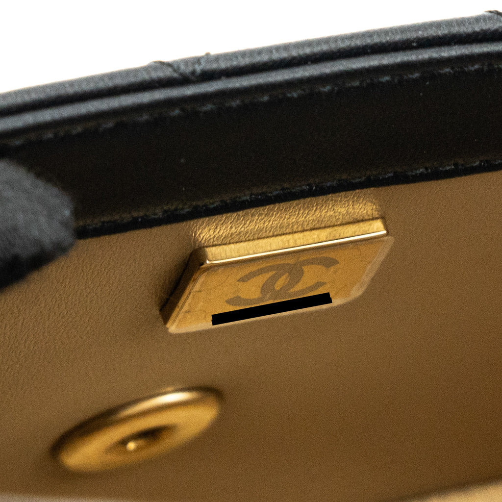 chanel-23k-pearl-crush-mini-rectangular-flap-bag-lambskin-black-brushed-ghwmicrochip