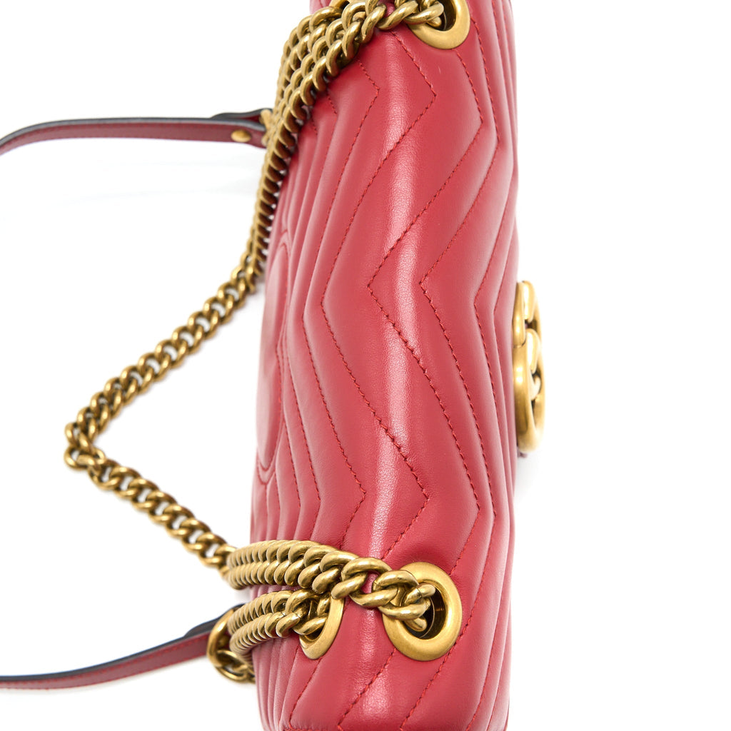 gucci-small-gg-marmont-matelasse-shoulder-bag-calfskin-red-ghw