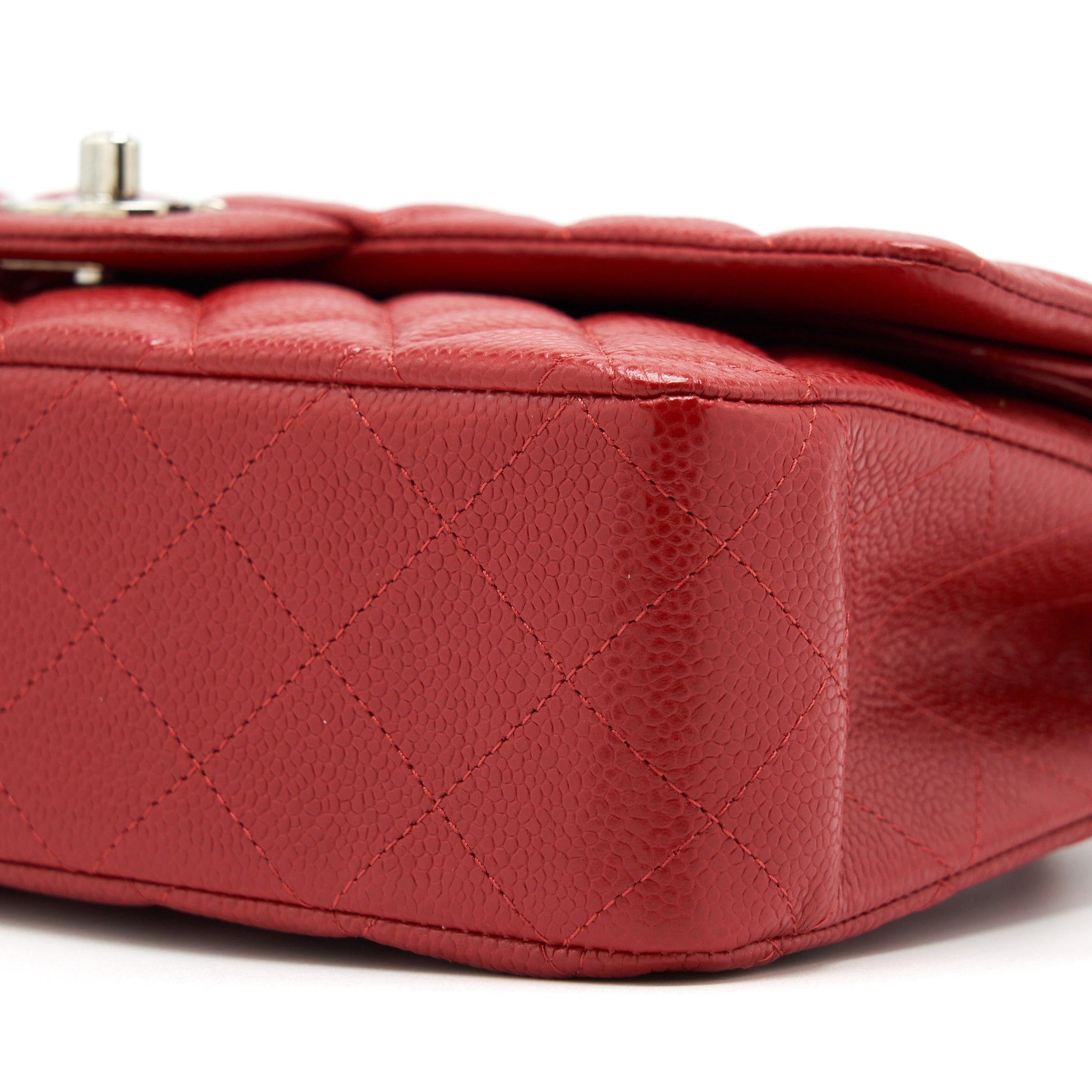 chanel-classic-double-flap-bag-caviar-red-shw