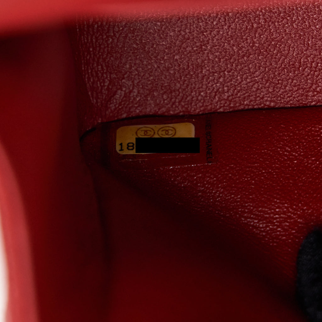 chanel-classic-double-flap-bag-caviar-red-shw