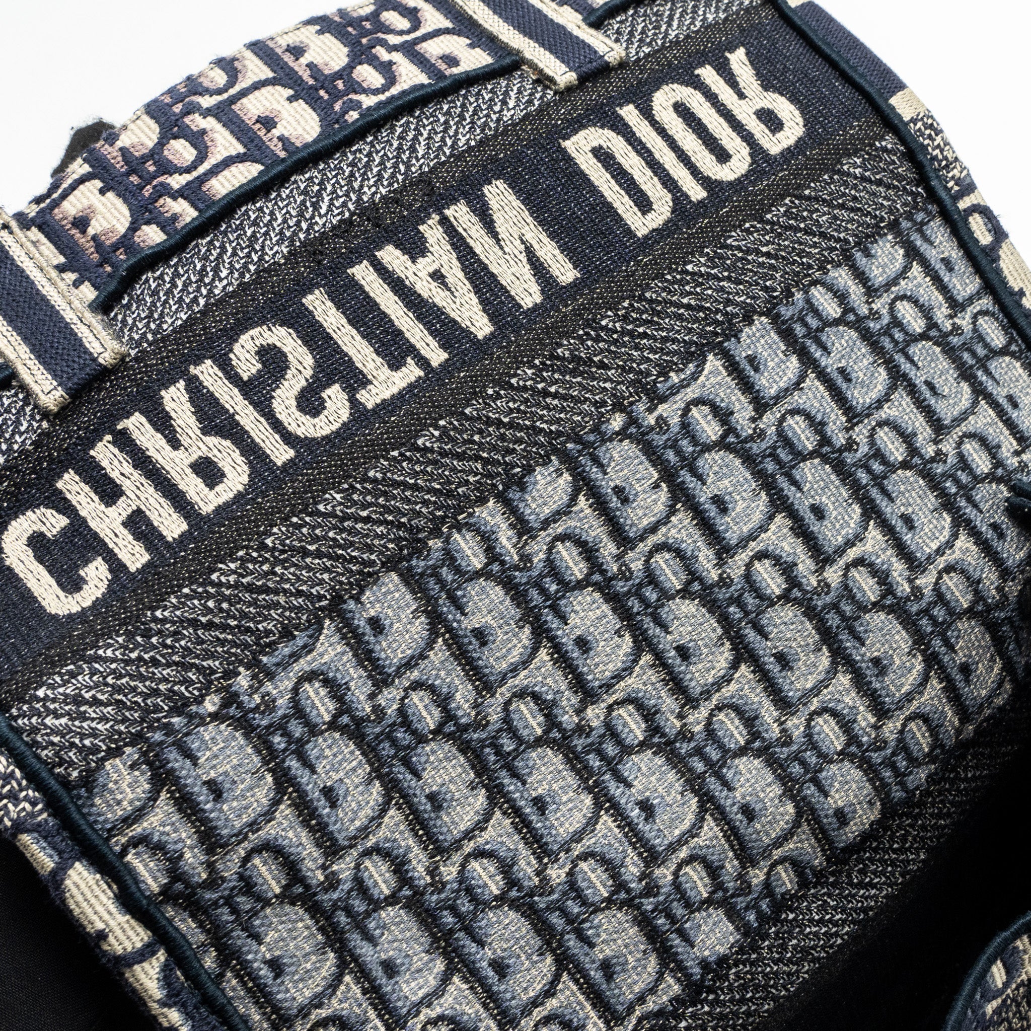 dior-diorcamp-messenger-bag-blue-oblique-embroidery-shw-copy