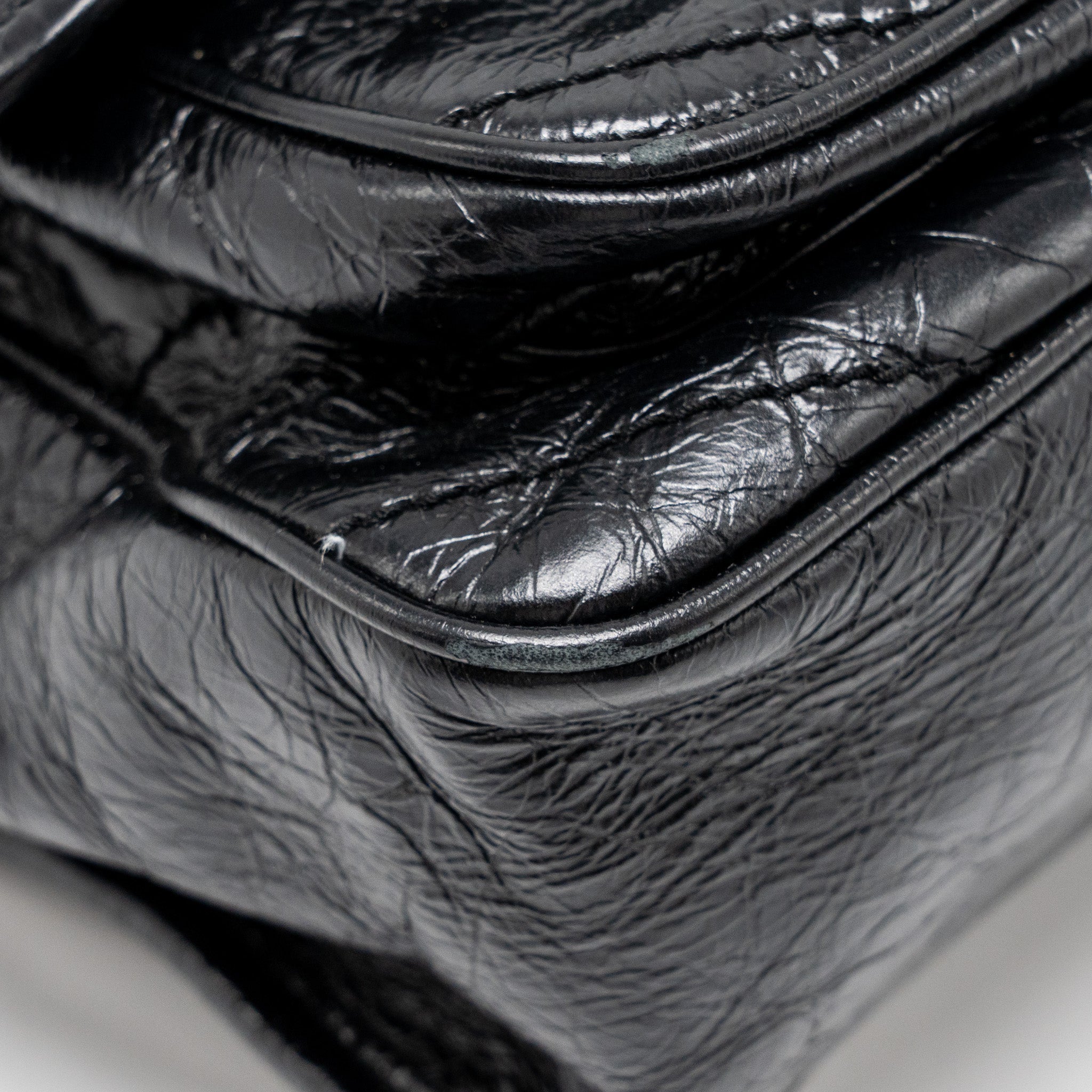 saint-laurent-medium-niki-calfskin-black-shw