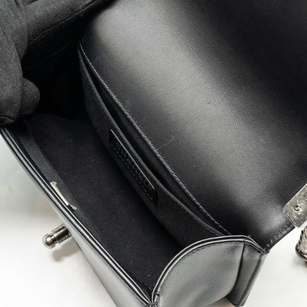 chanel-small-boy-bag-calfskin-black-ruthenium-hardware-microchip