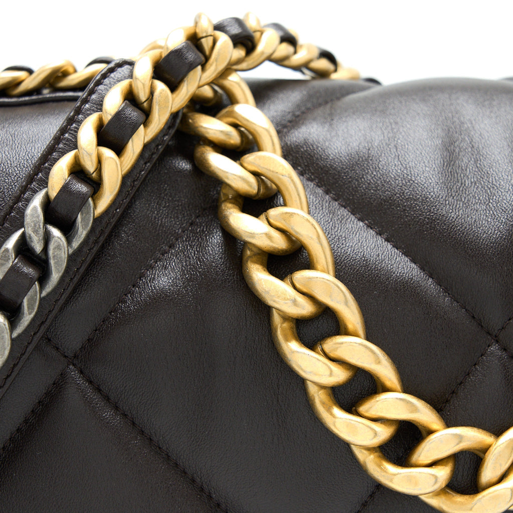 chanel-21a-maxi-19-flap-bag-lambskin-dark-brown-multicolour-hardware-microchip