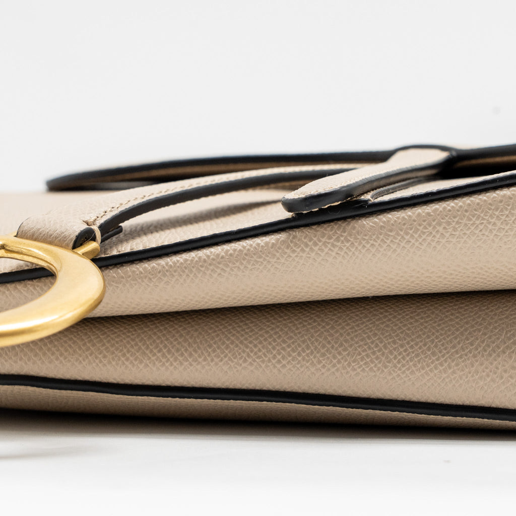 dior-medium-saddle-bag-calfskin-beige-ghw