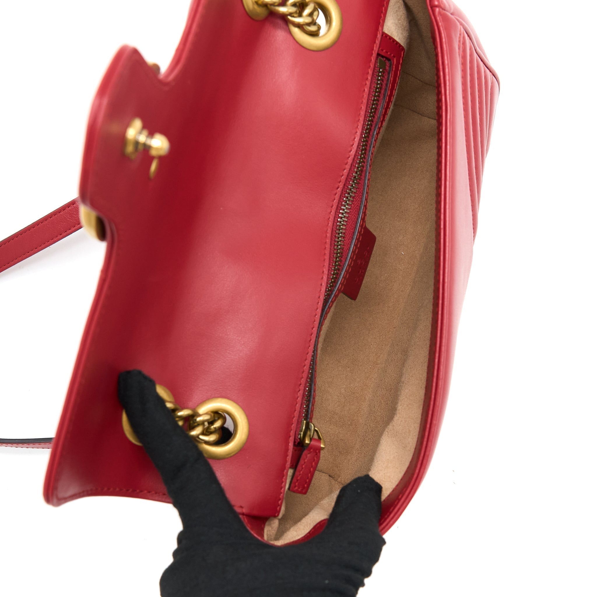 gucci-small-gg-marmont-matelasse-shoulder-bag-calfskin-red-ghw