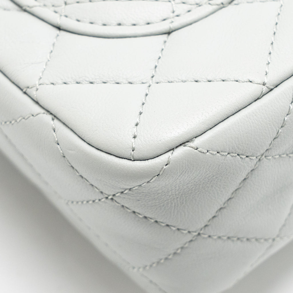 chanel-pearl-crush-mini-rectangular-flap-bag-lambskin-grey-ghwmicrochip
