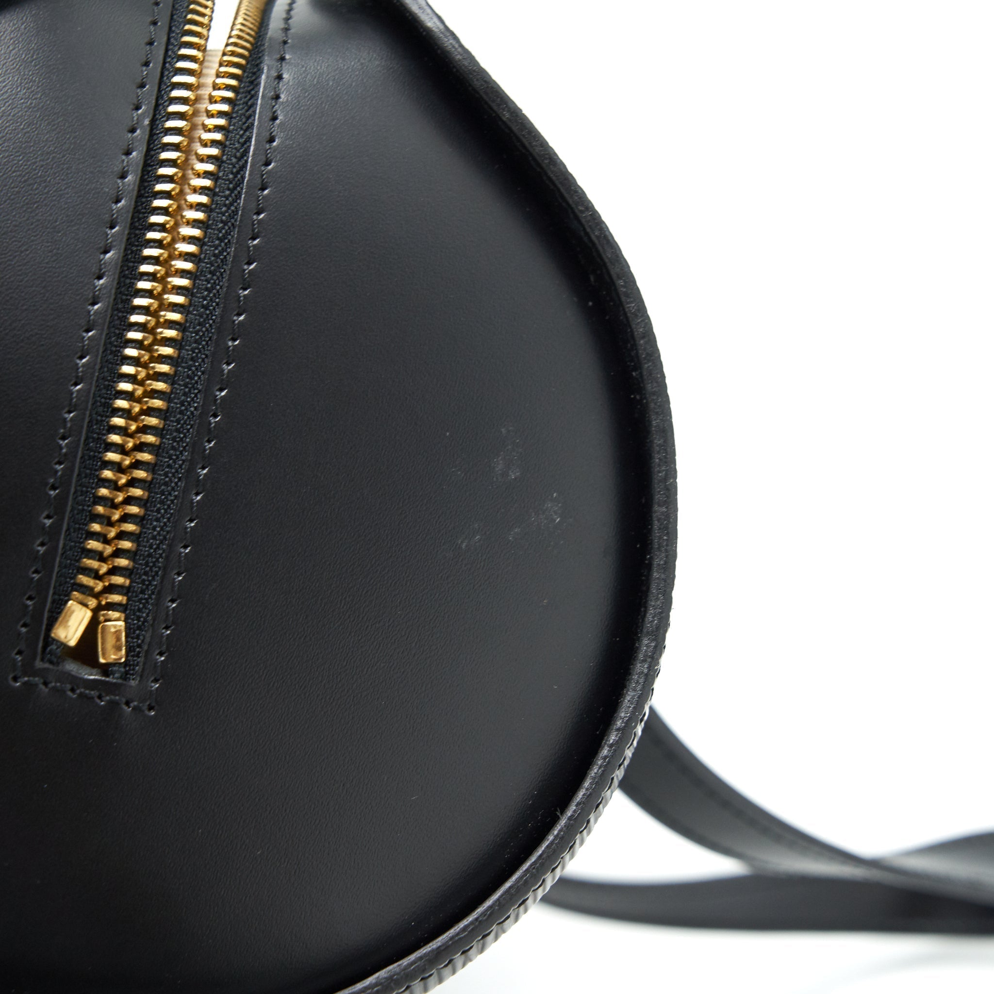 louis-vuitton-vintage-papillon-epi-black