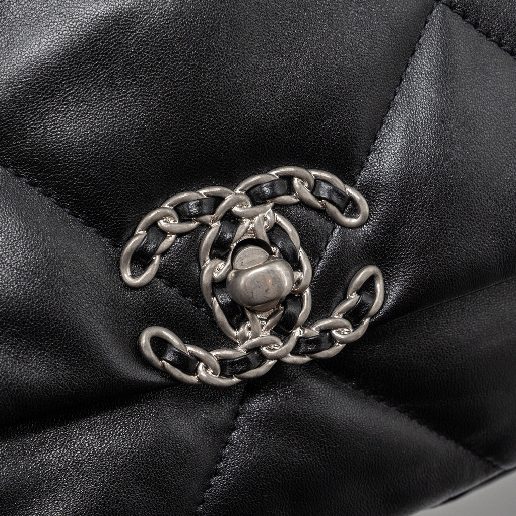 chanel-small-19-bag-lambskin-black-multicolour-hardwaremicrochip