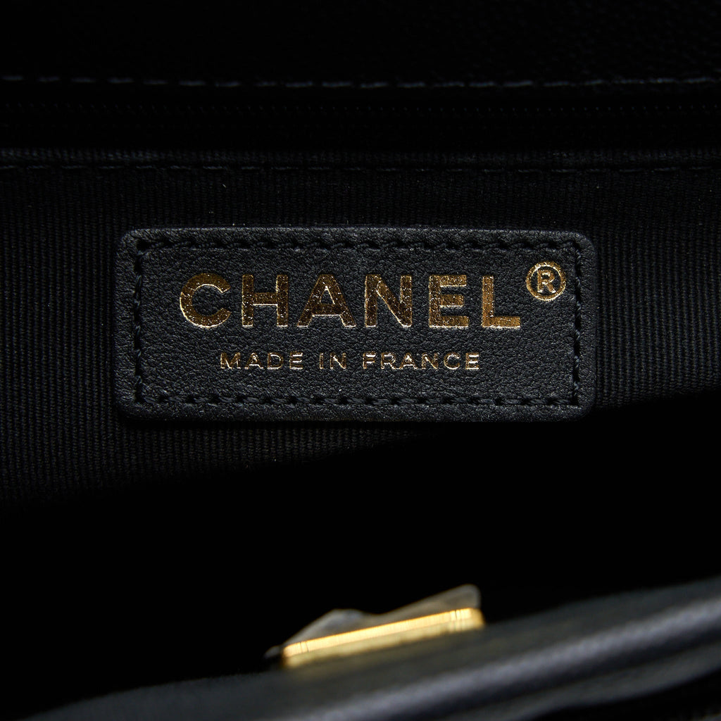 chanel-22k-top-handle-messenger-bag-caviar-black-brushed-ghw-microchip-1