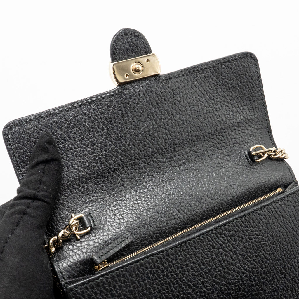 gucci-interlocking-chain-wallet-calfskin-black-ghw