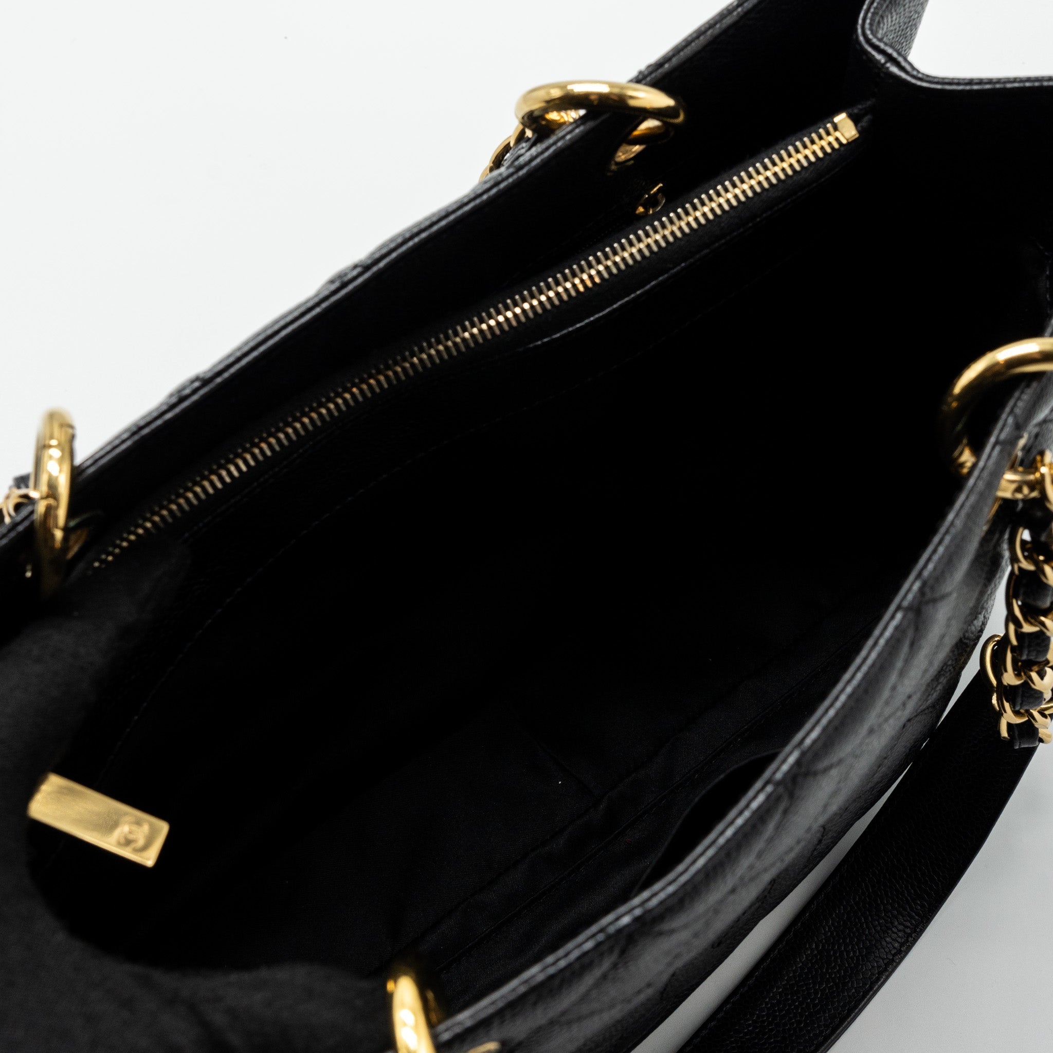 chanel-grand-shopping-tote-caviar-black-ghw-1
