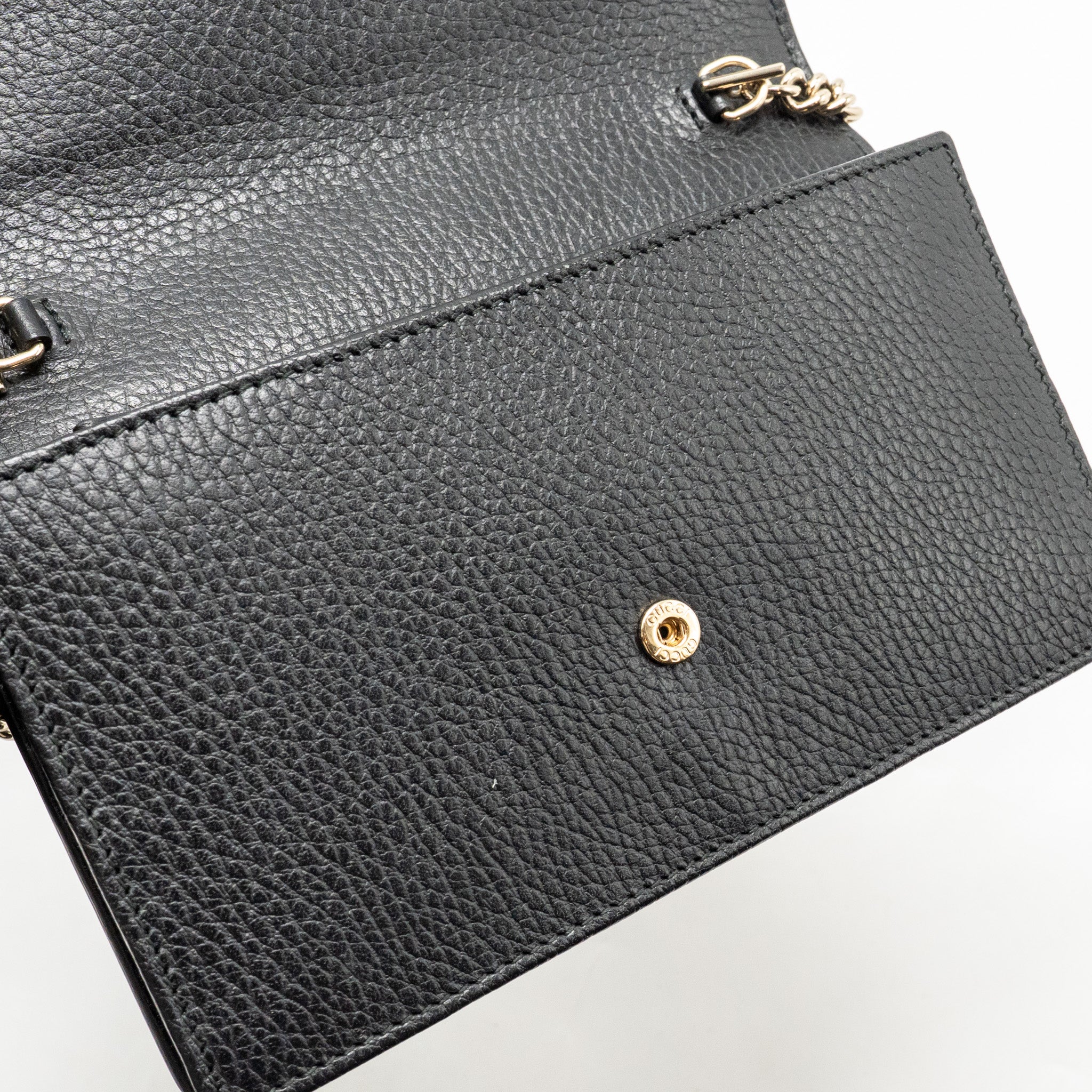 gucci-interlocking-chain-wallet-calfskin-black-ghw