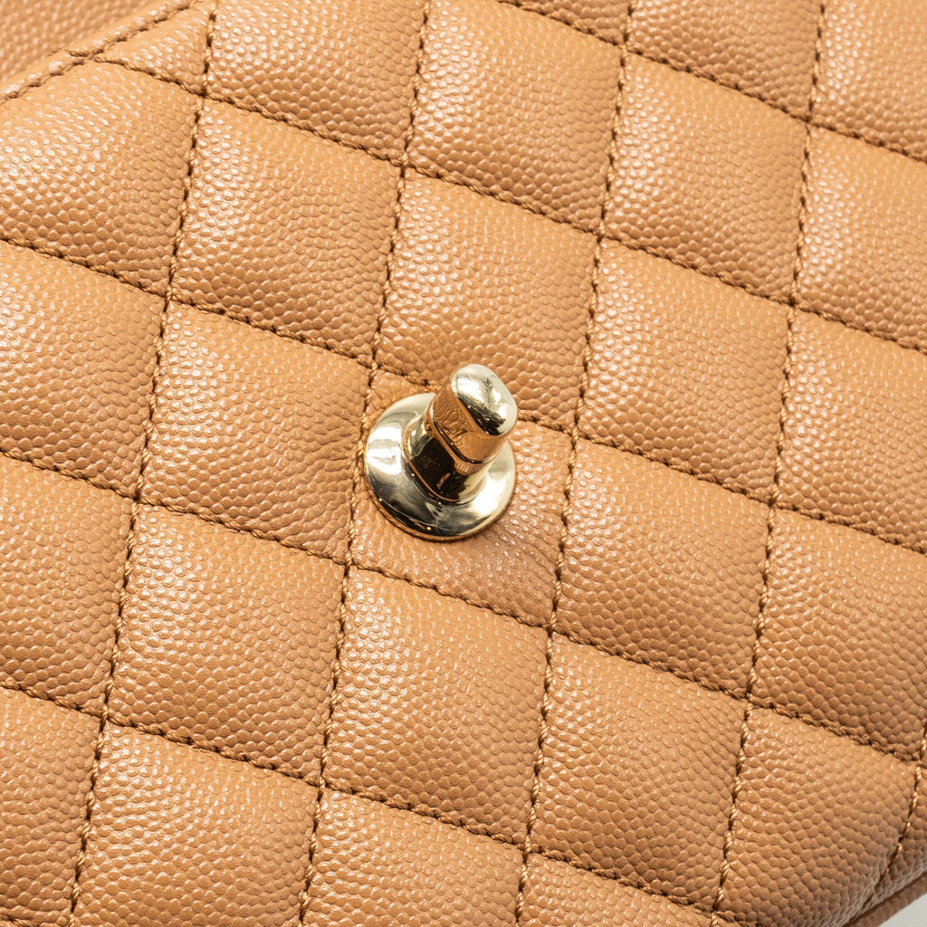 chanel-21p-small-coco-handle-caviar-caramel-lghw