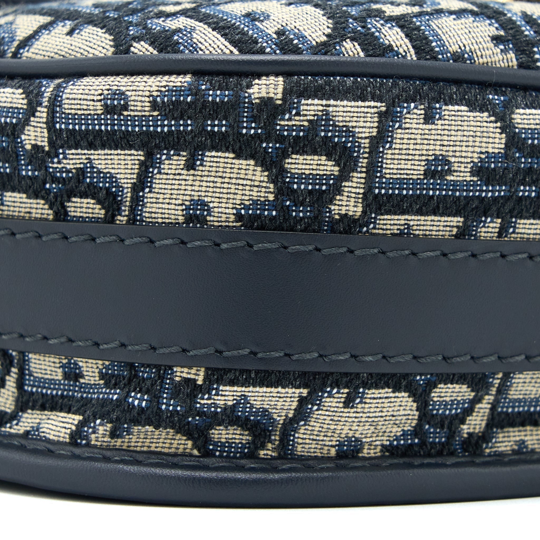 dior-medium-bobby-bag-blue-dior-oblique-jacquard-ghw