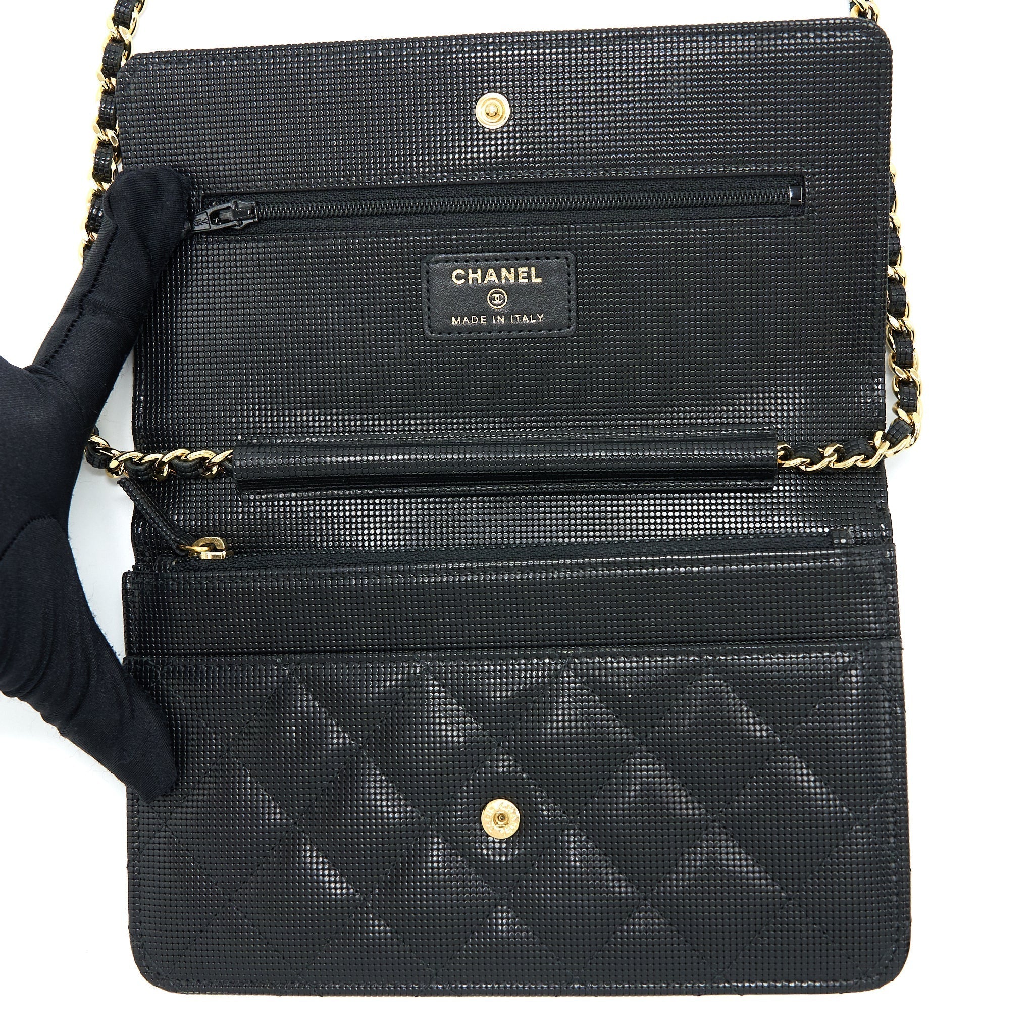 chanel-limited-wallet-on-chain-calfskin-black-ghw-1