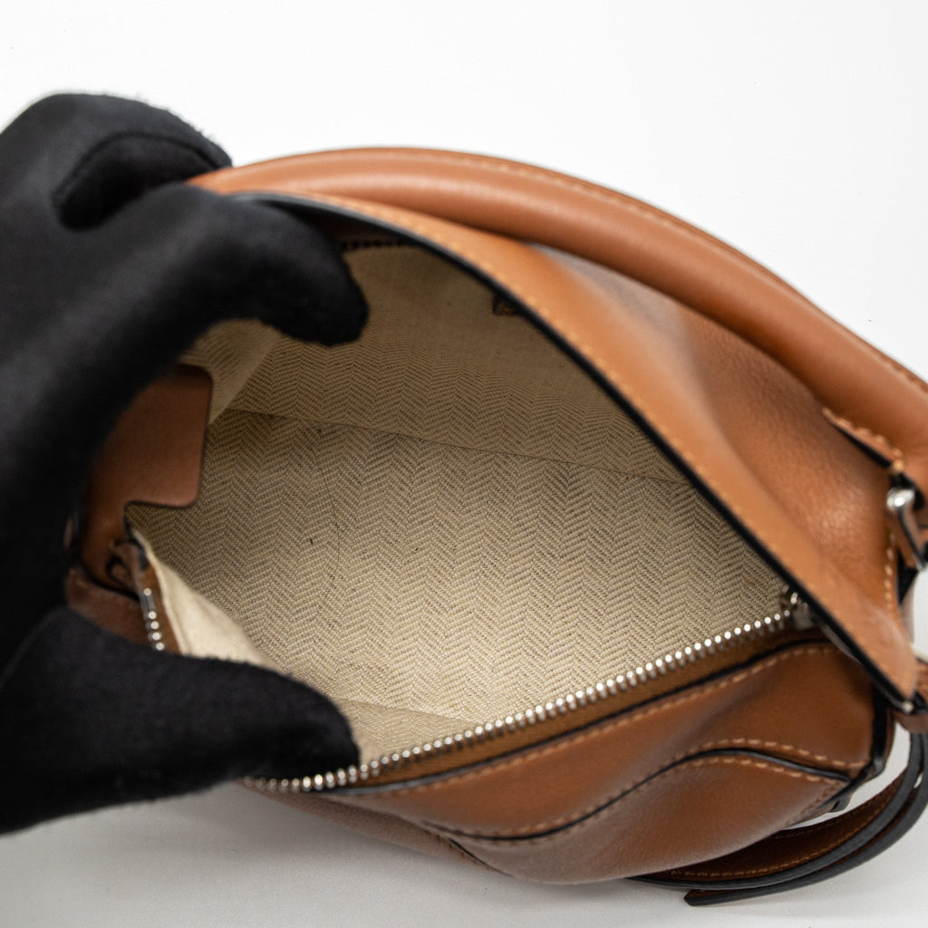 loewe-mini-puzzle-bag-calfskin-tan-shw-1