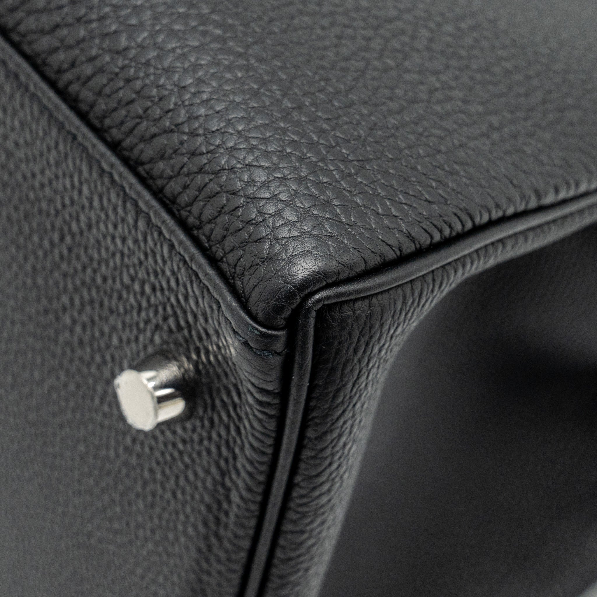 hermes-kelly-maxi-42-togo-black-shw-stamp-w