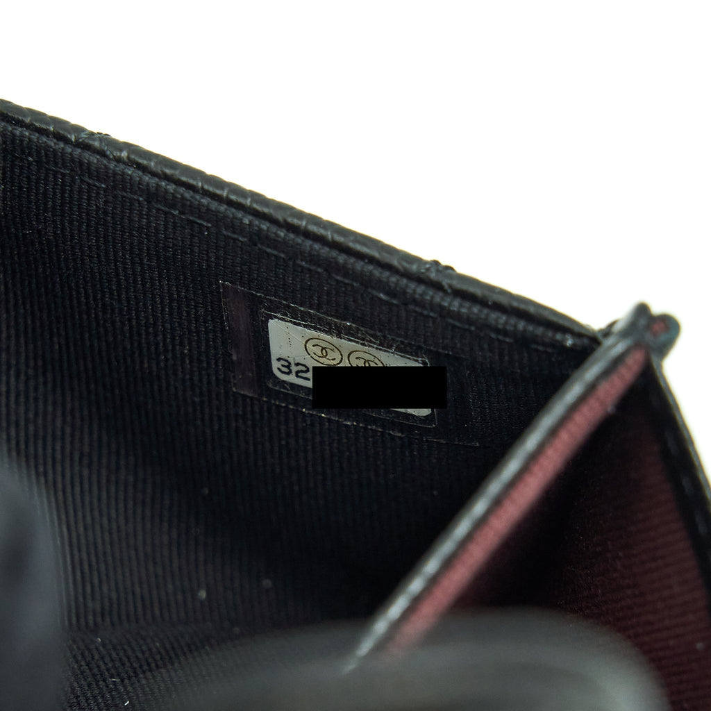 chanel-classic-flap-card-holder-caviar-black-ghw-1