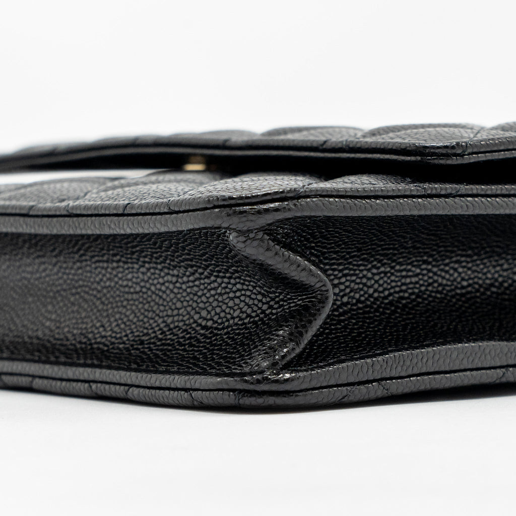 chanel-square-wallet-on-chain-caviar-black-lghw-microchip