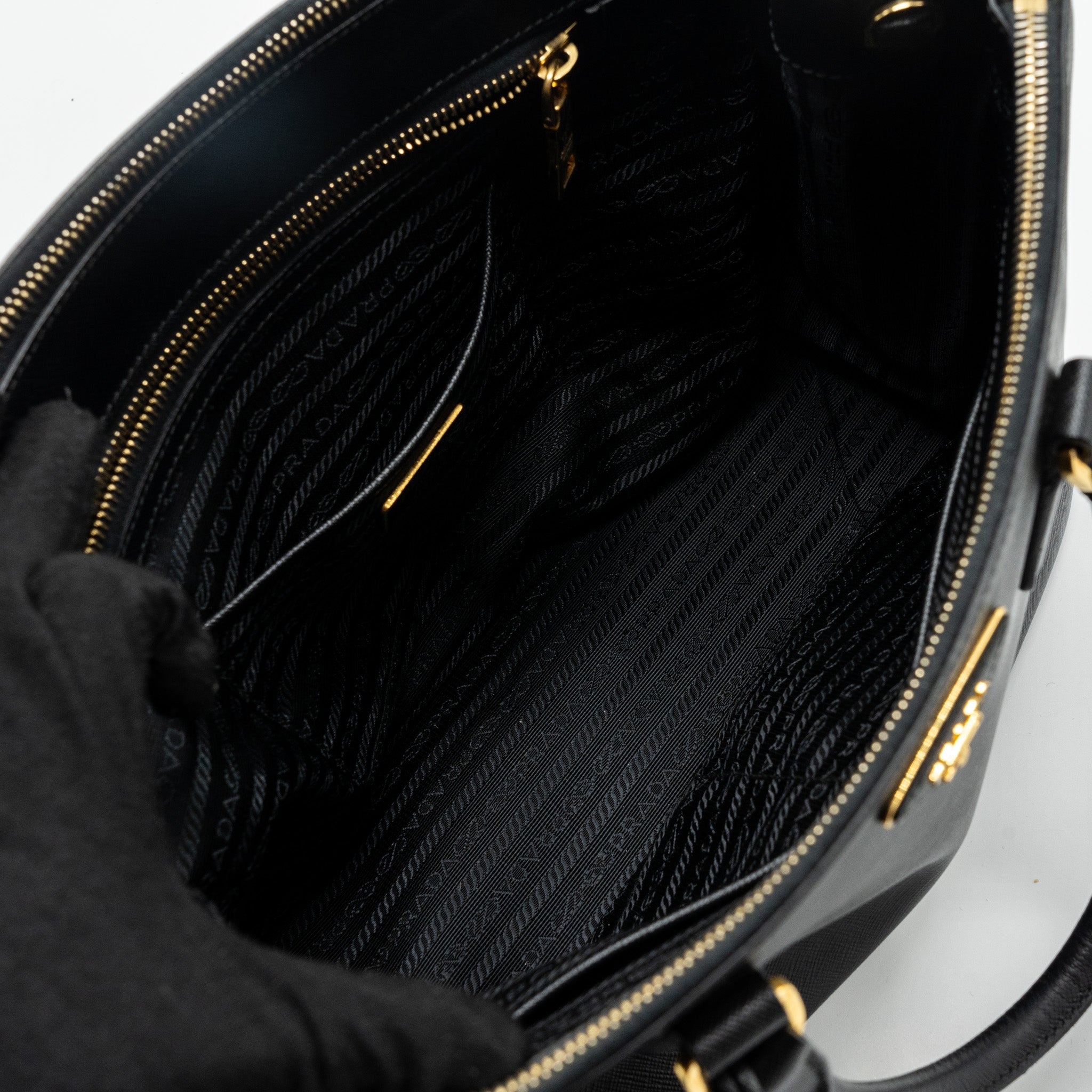 prada-galleria-saffiano-tote-bag-calfskin-black-ghw