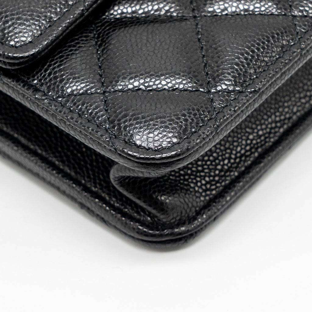 chanel-square-wallet-on-chain-caviar-black-lghw-microchip