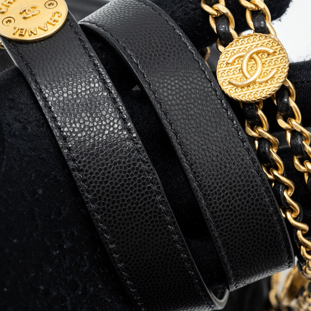 chanel-mini-twist-your-button-square-flap-bag-caviar-black-ghw