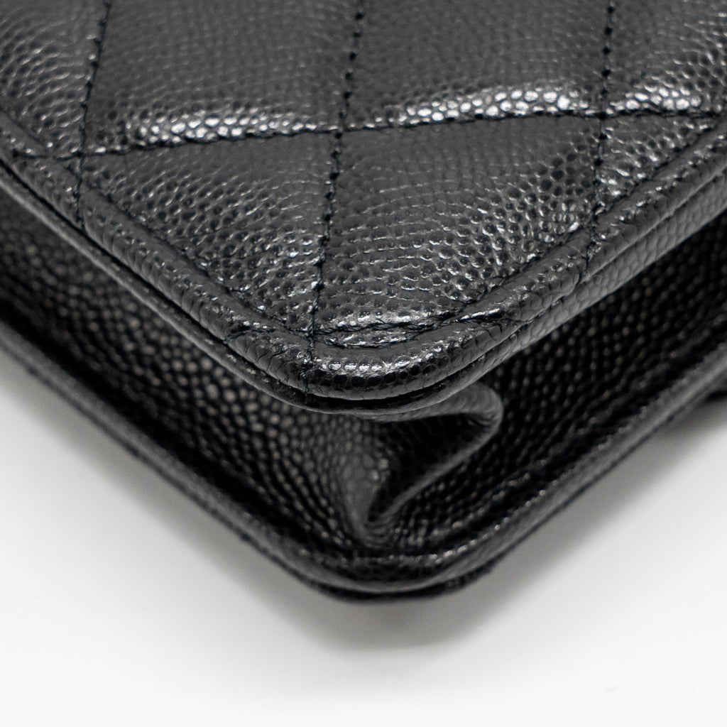 chanel-square-wallet-on-chain-caviar-black-lghw-microchip