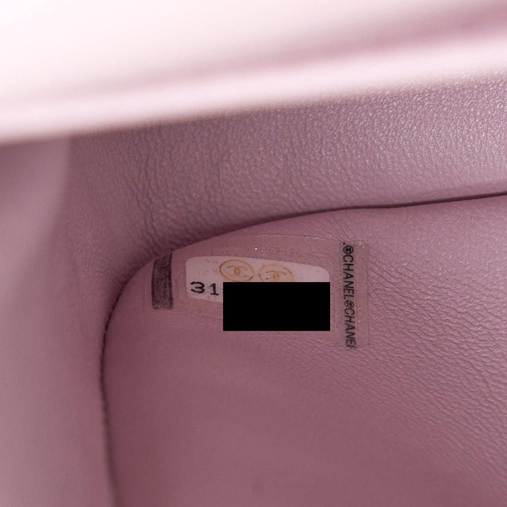chanel-medium-classic-double-flap-bag-21s-caviar-light-pink-lghw