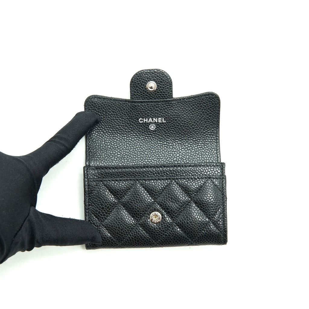 chanel-classic-flap-card-holder-caviar-black-shw