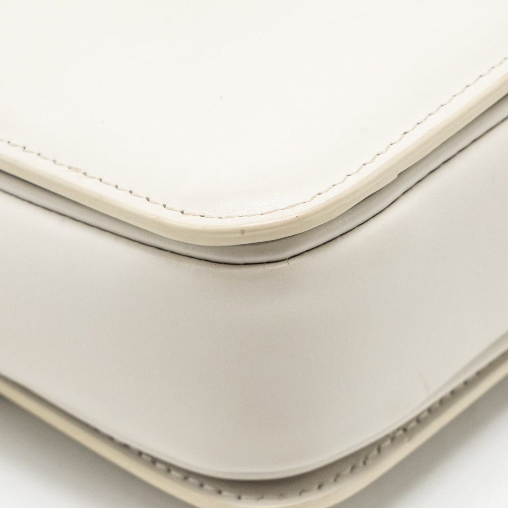 celine-teen-triomphe-bag-calfskin-white-ivory-ghw