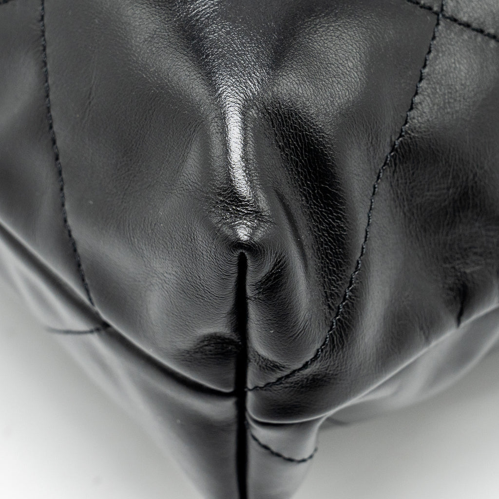 chanel-medium-22-bag-shiny-calfskin-black-ghw-copy